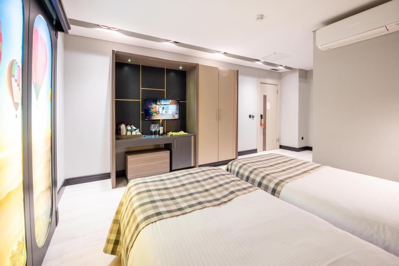 Dosso Dossi Hotels Laleli Provincia di Provincia di Istanbul Esterno foto